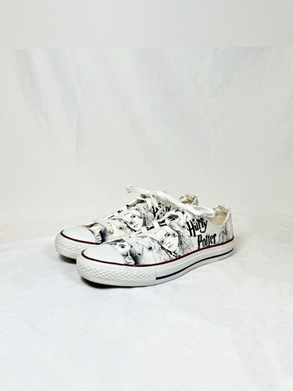 Converse All Star White Unisex Harry Potter Low Top Sneakers~M-7/W-9~